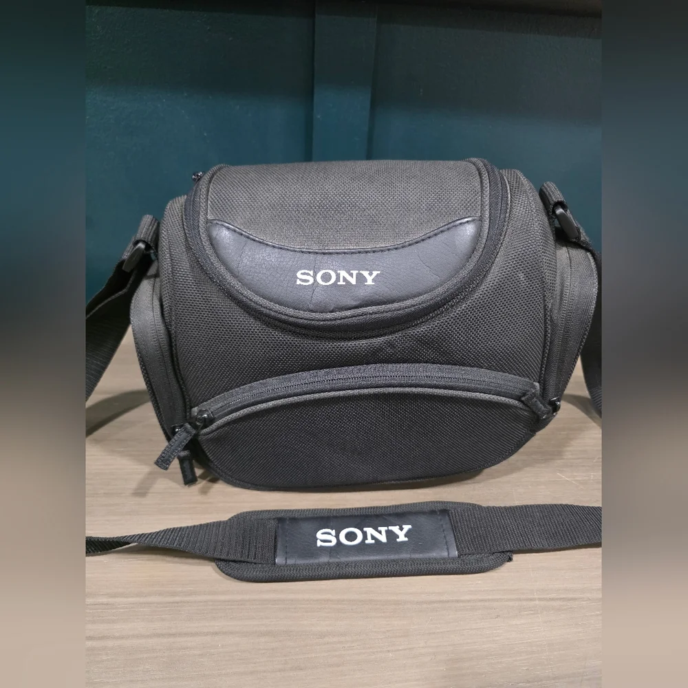 Sony LCS-CSH Soft Carrying Case Camcorders Camera 9x8